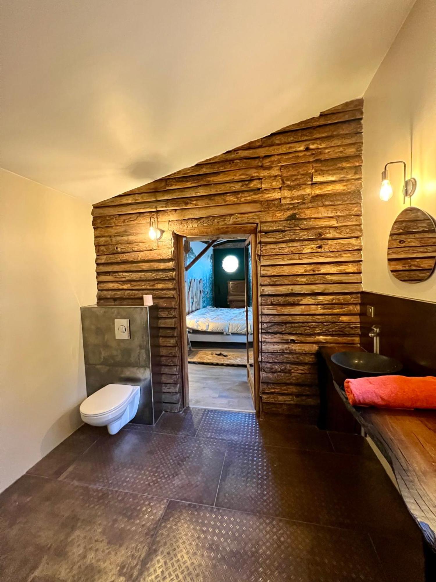 La Cabane De Babarot Aups Eksteriør billede